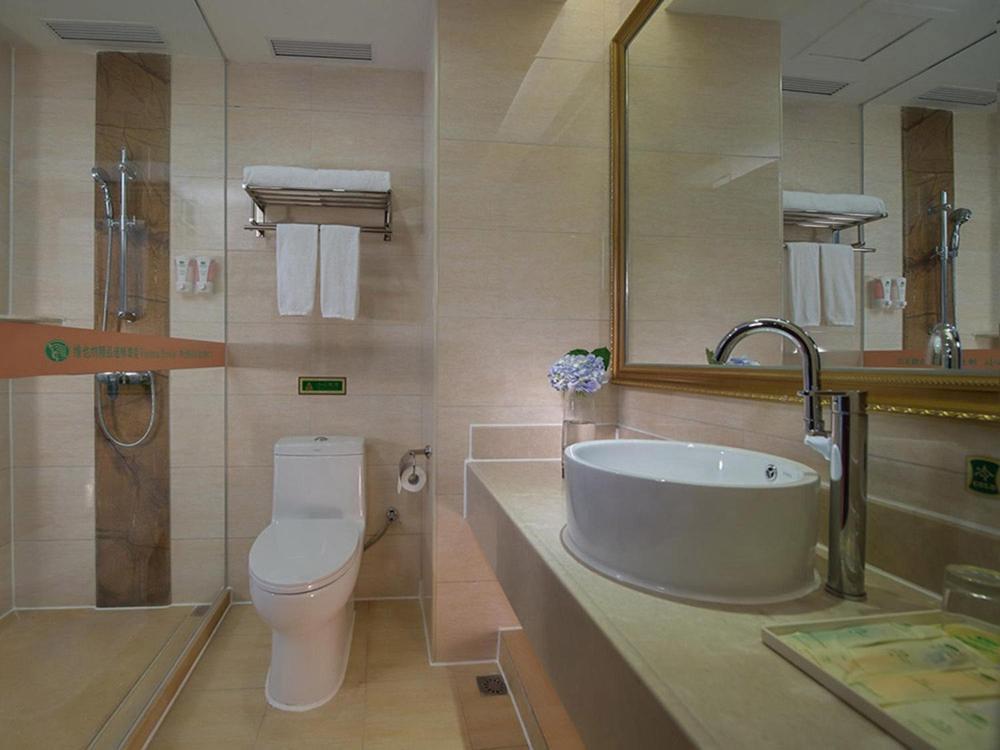 Vienna Hotel Chaozhou Plaza Екстериор снимка